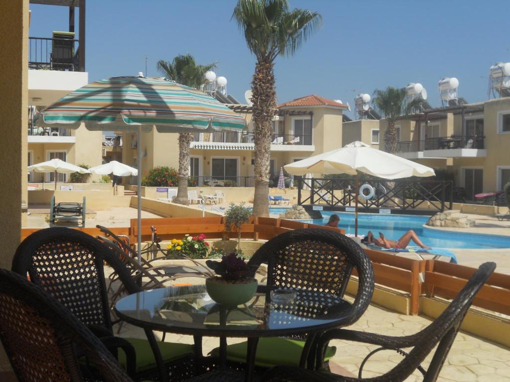 Sirena Sunrise Prestige Apartments Pafos Zewnętrze zdjęcie